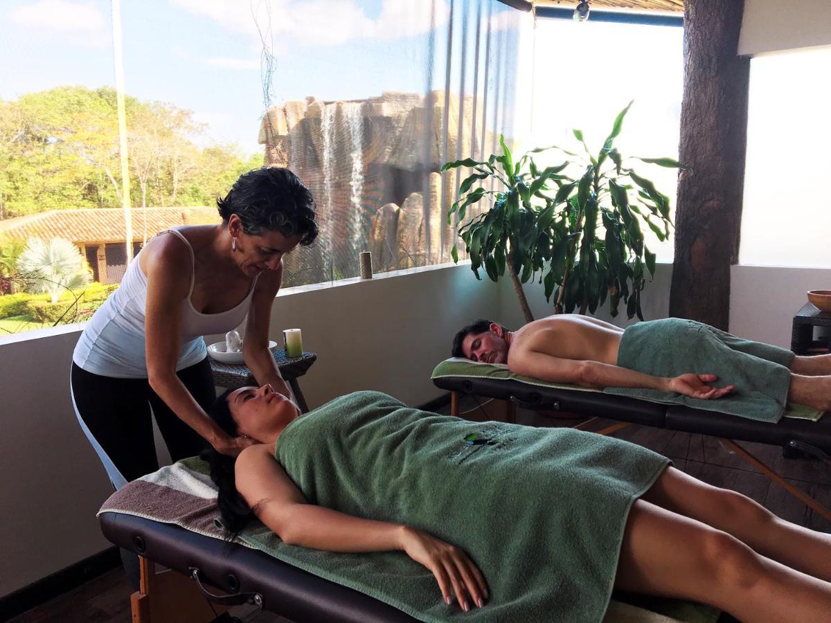 Ara Meru Lodge Canaima Eksteriør bilde