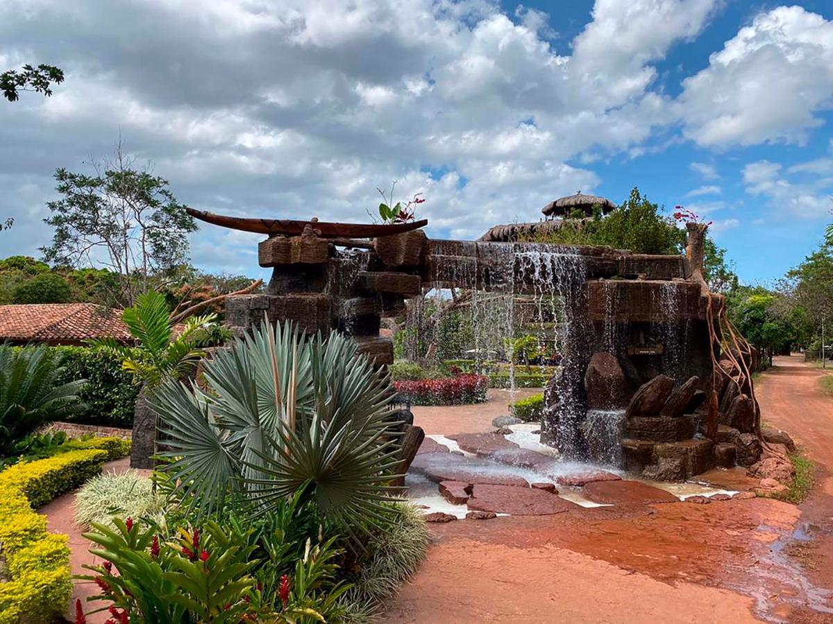 Ara Meru Lodge Canaima Eksteriør bilde