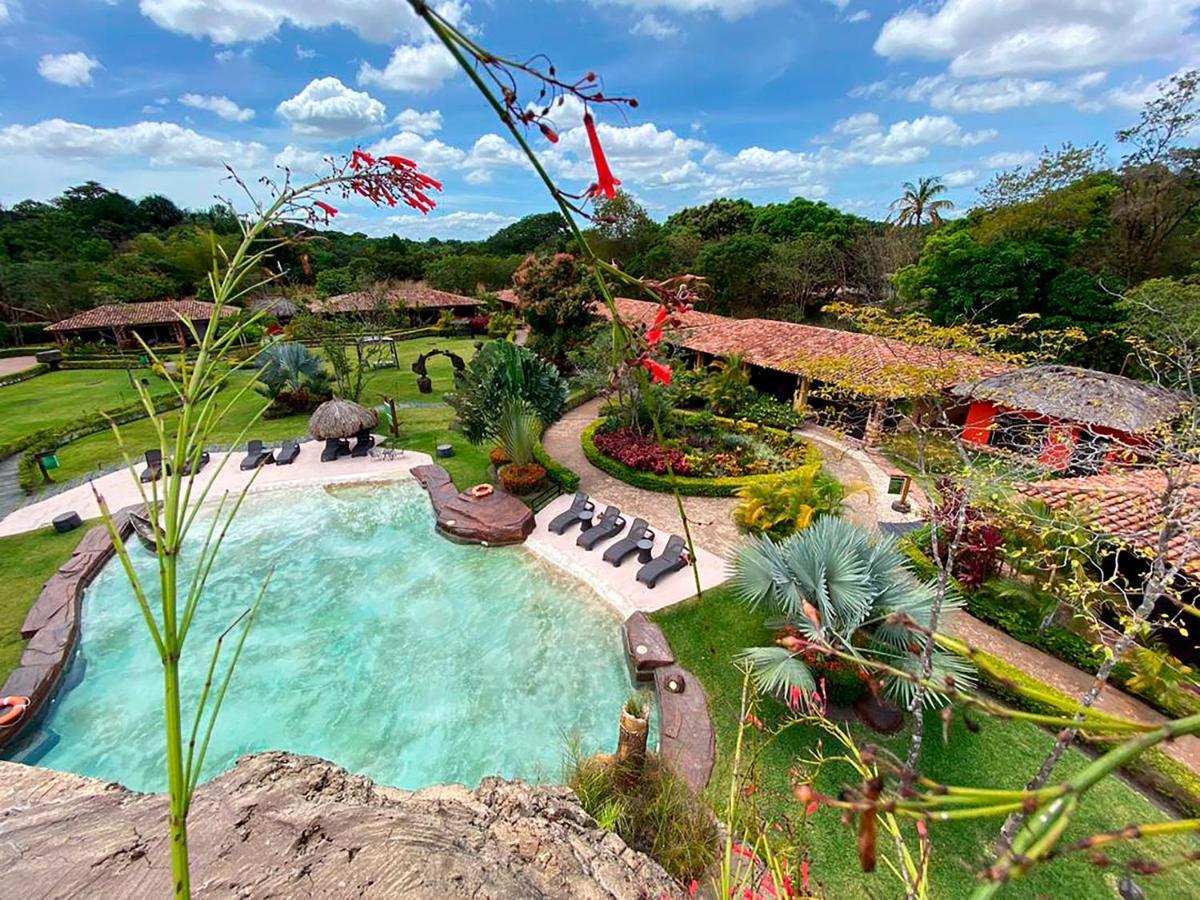 Ara Meru Lodge Canaima Eksteriør bilde